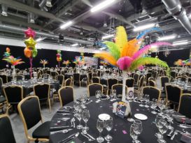 edgbaston neon 80s event decor2